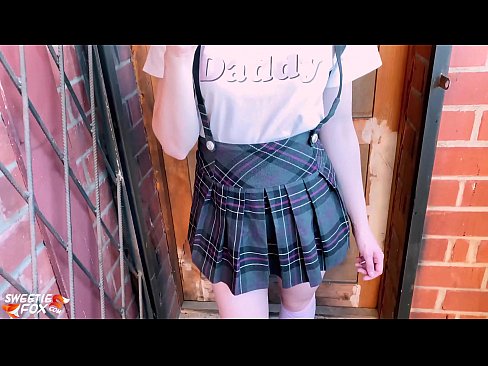 ❤️ Schoolgirl buruja rẹ dick jinna ati fokii dipo ti awọn kilasi. ❌ Ibalopo